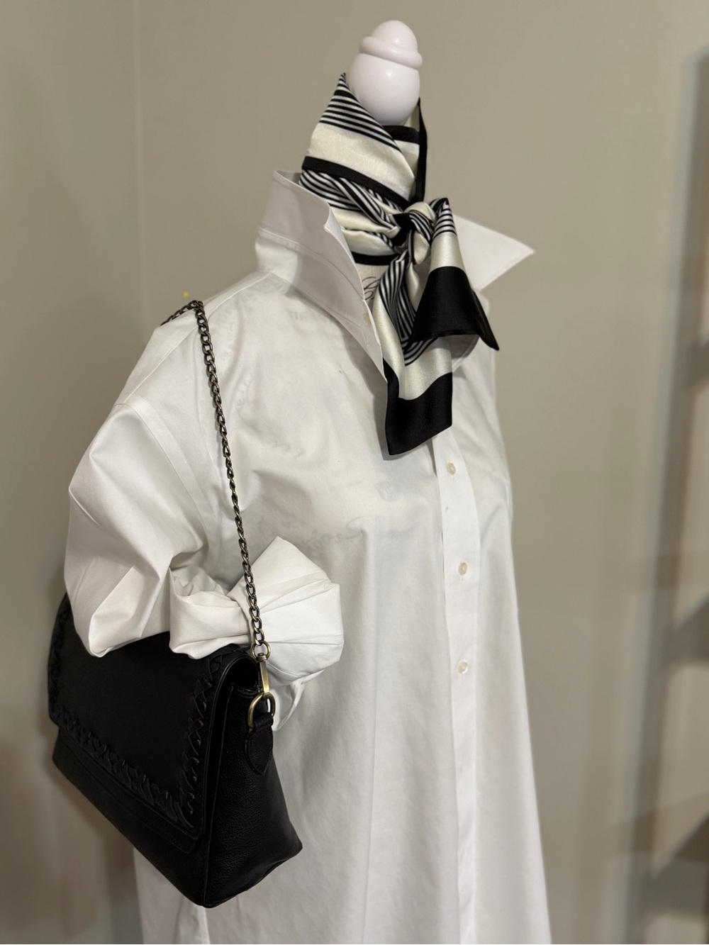 Jen & Co Francesca Whipstitch Black Shoulder Bag with Chain Strap